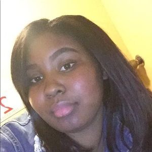 Meet your Posher, Alexus